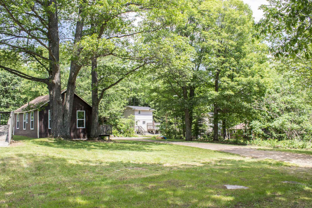 Muskoka Resort Cottage On Lake Of Bays Near Huntsville