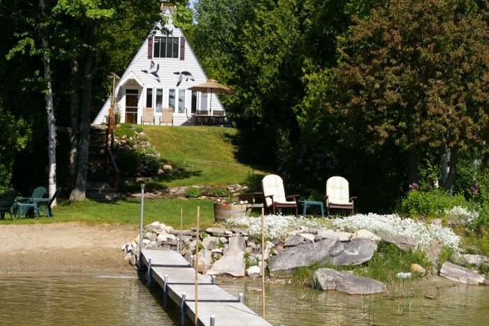 Waterfront Cottage Rental On Cameron Lake Bruce Peninsula