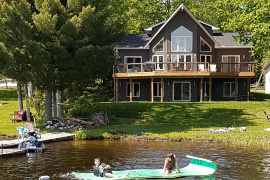 Ontario Cottage Rental Maclean Lake Near Orillia Coldwater And