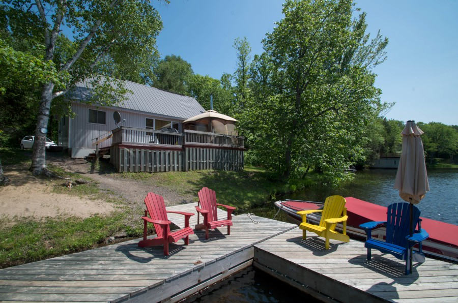 Waterfront Cottage Rental On Grey Owl Lake Near Parry Sound