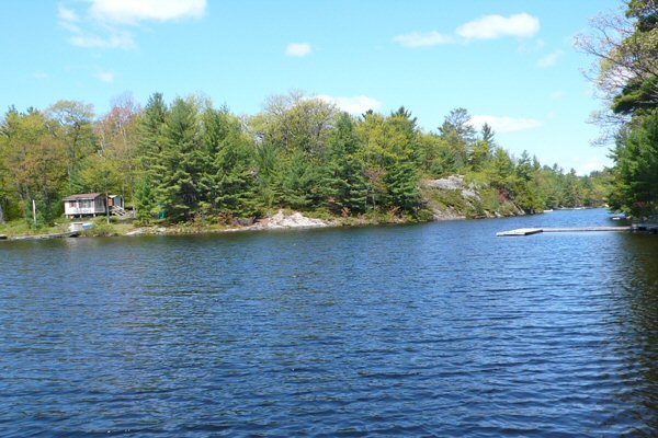 Cottage For Rent On Six Mile Lake Ontario