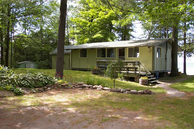 Ontario Cottage Rental on Lake Simcoe on Georgian Bay